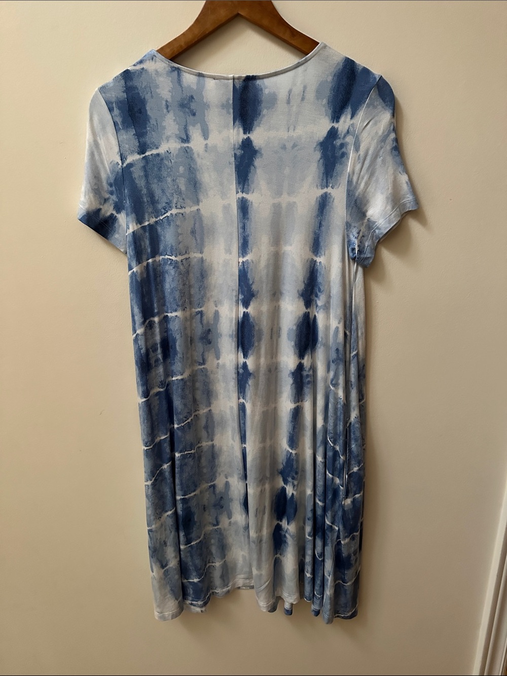 Lord & Taylor Blue Tie-Dye Short Sleeve Swing Dress - Picture 4 of 5